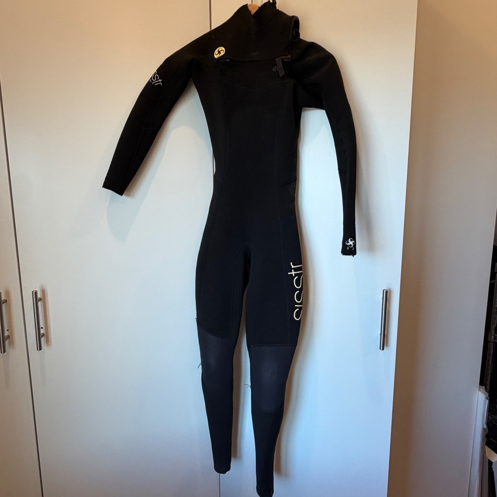 Sisstrevolution 7 Seas 3/2mm Chest Zip Full Wetsuit Black Size 2 Surf Sport